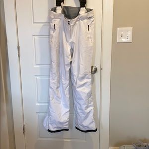 Women’s snow/ski pants with suspenders